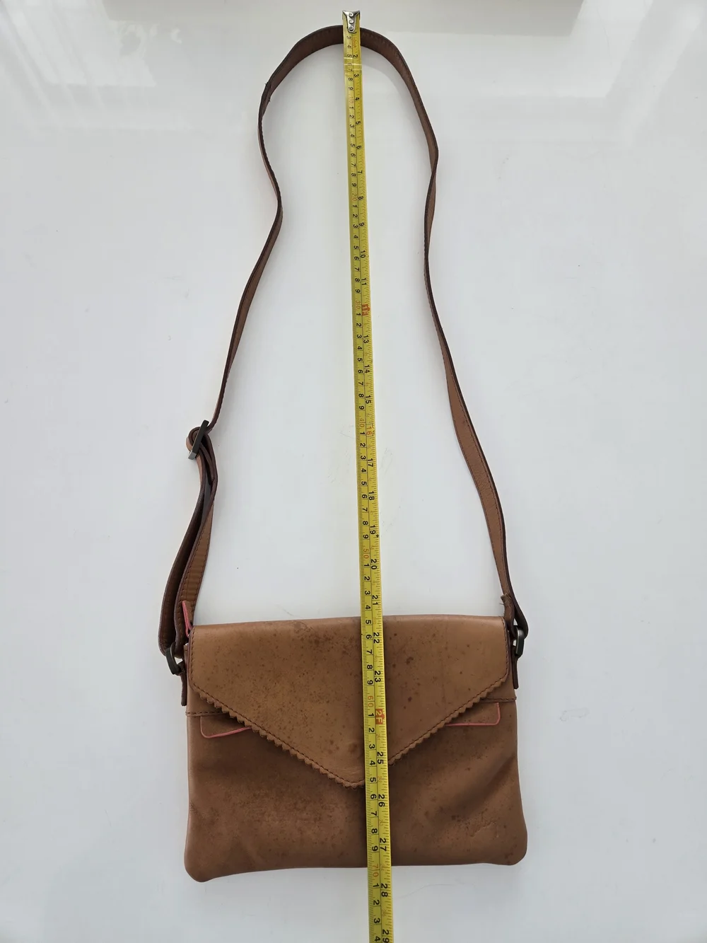Classic Tan Leather Crossbody Envelope Bag with Pink Trim